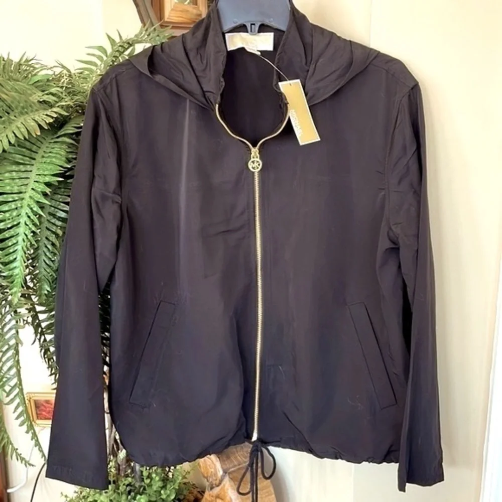 Brand New Michael Kors Black Zippered Lightweight Windbreaker Hooded Jacket